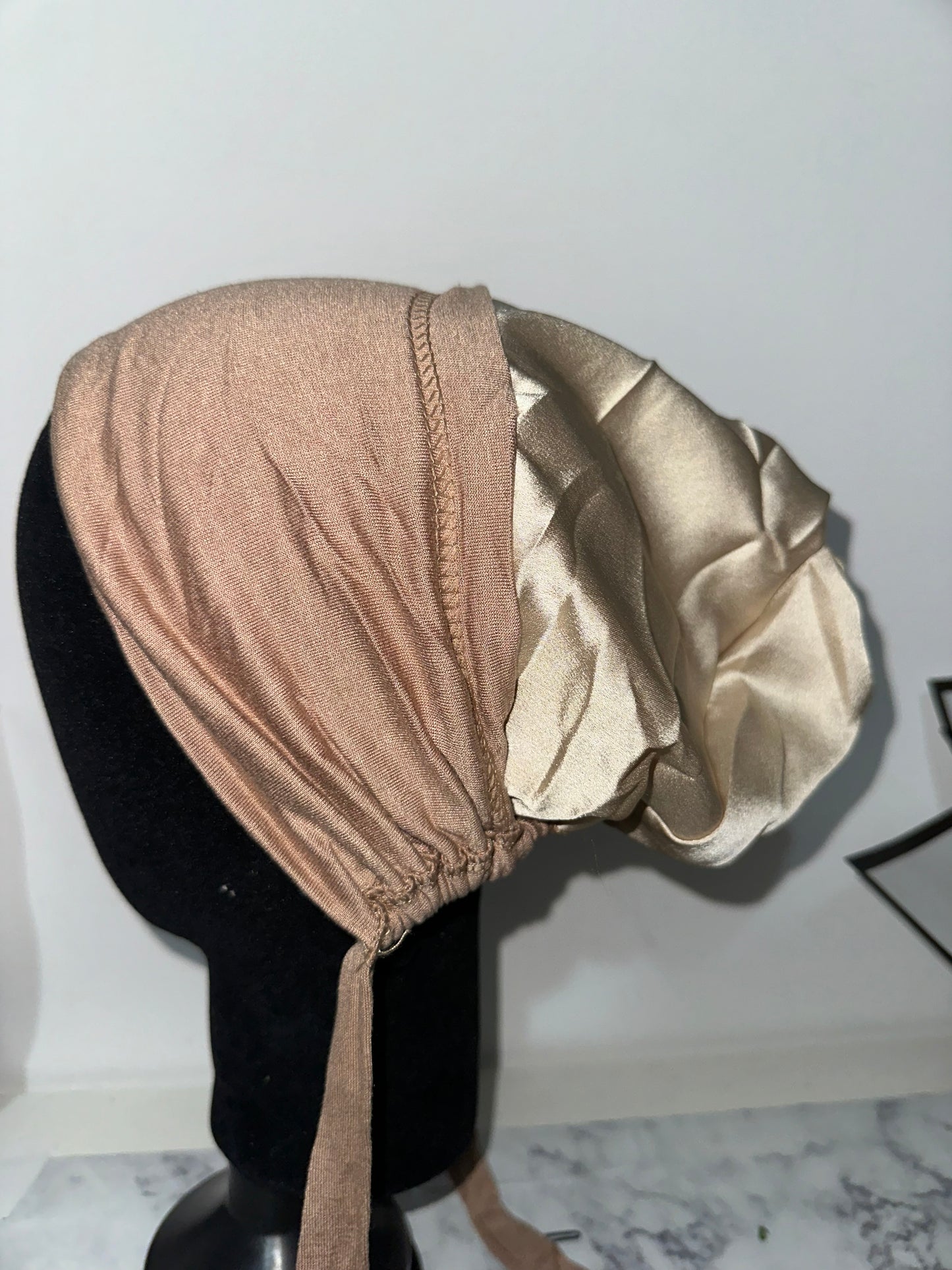 Bonnet à nouer Satin