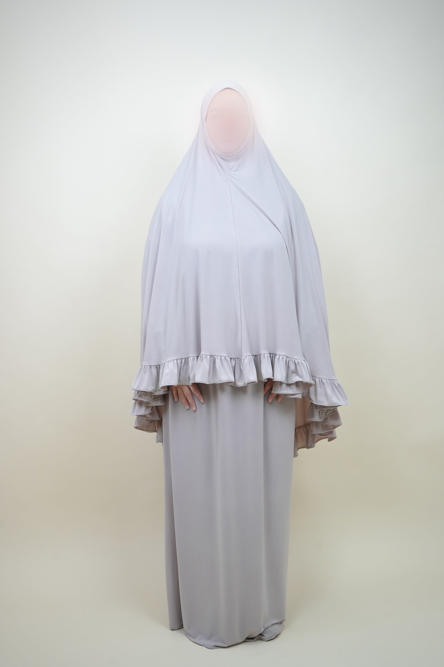 Robe de prière avec volants
