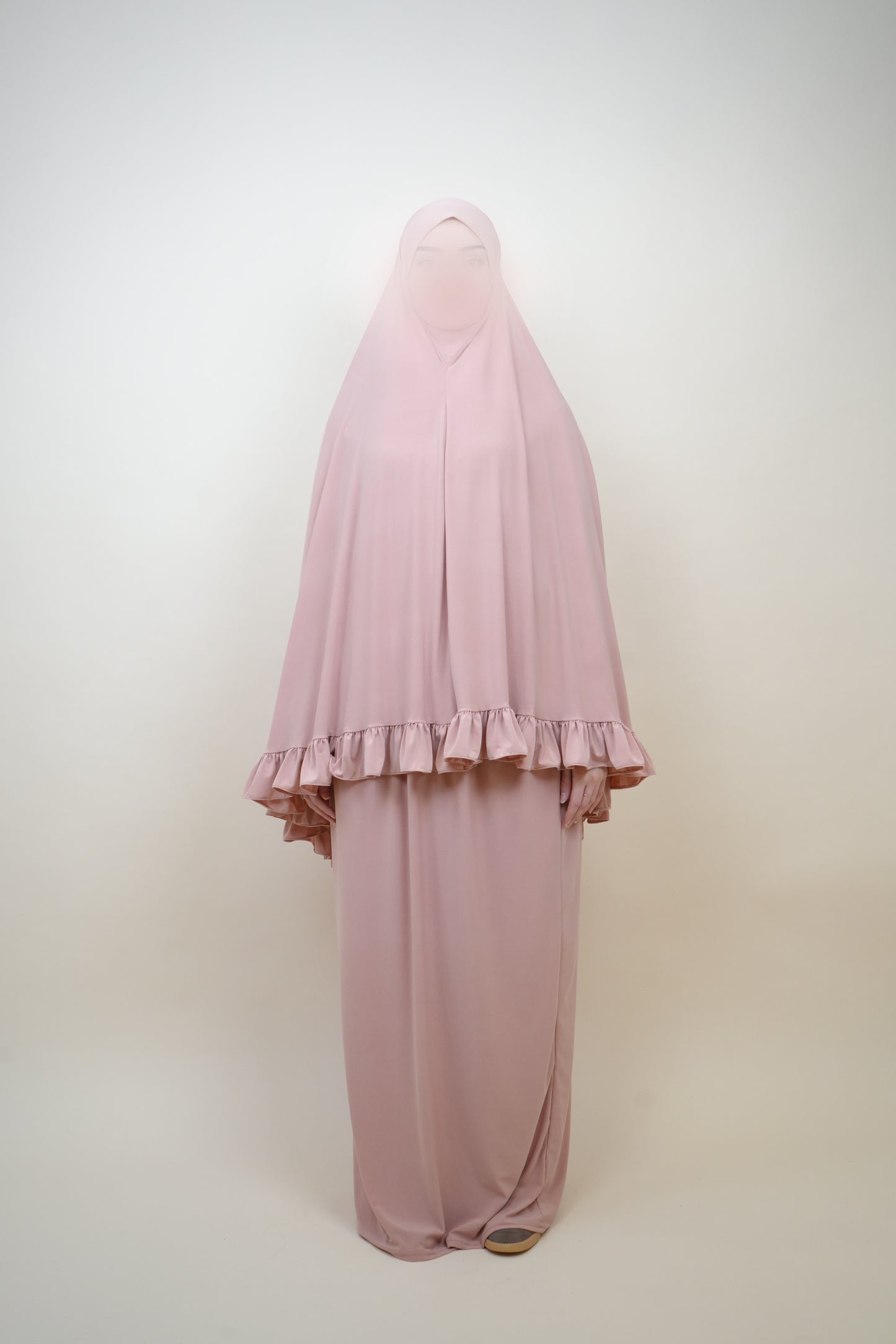 Robe de prière avec volants