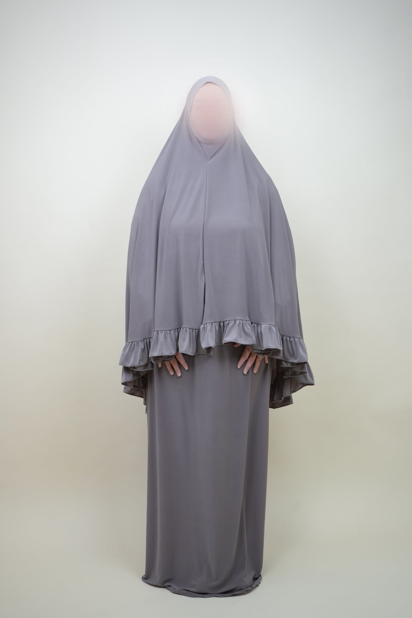 Robe de prière avec volants