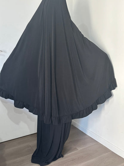 Robe de prière avec volants