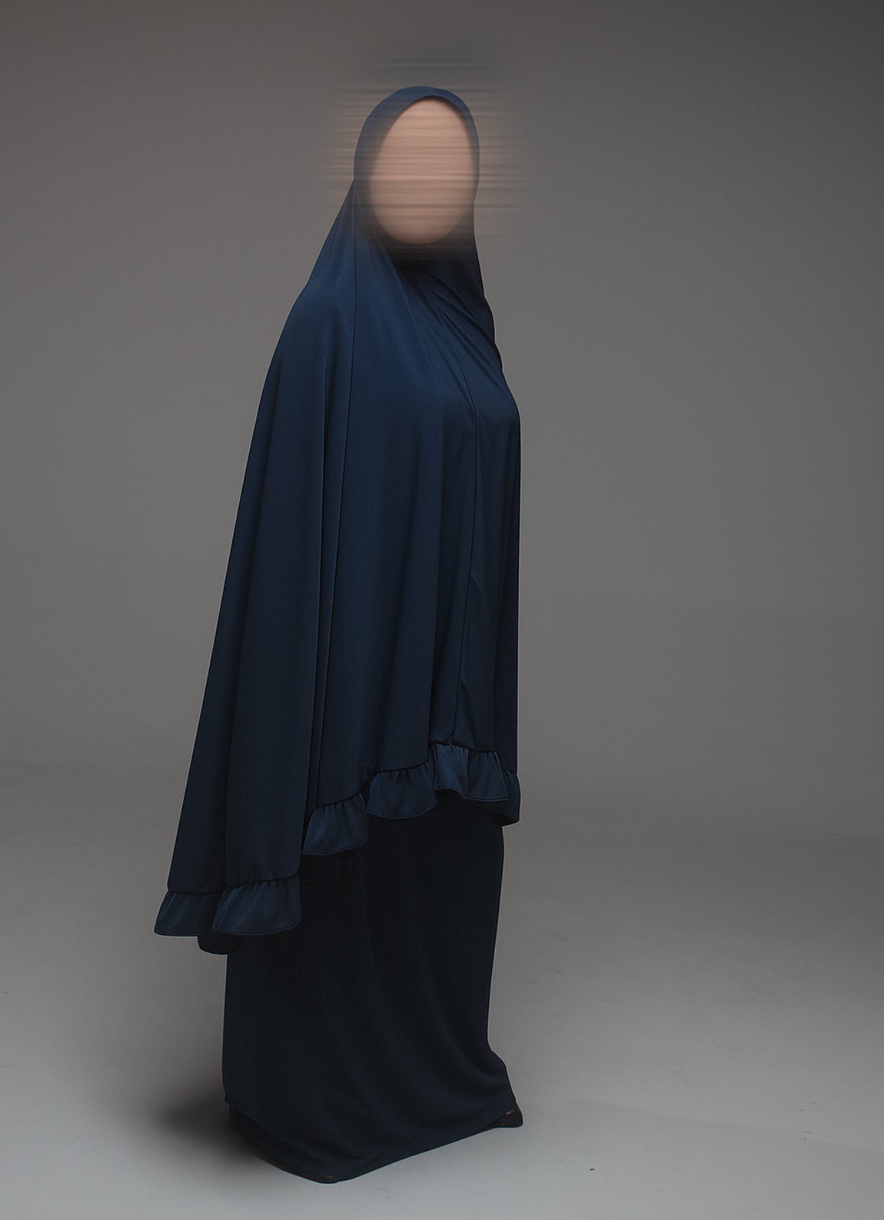 Robe de prière avec volants
